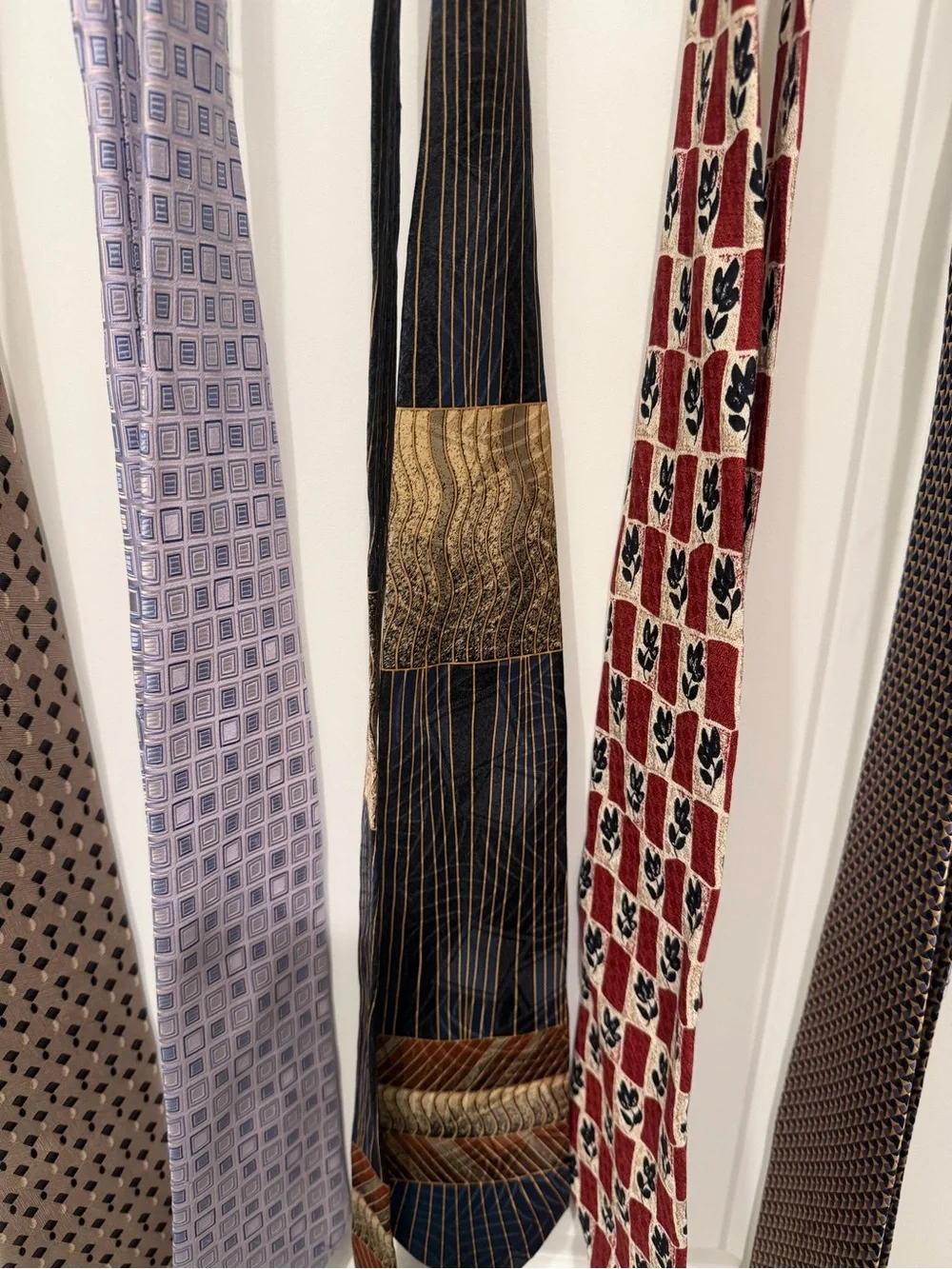 Men's Necktie - Assorted Patterns in Brown, Lavender, Navy, Red